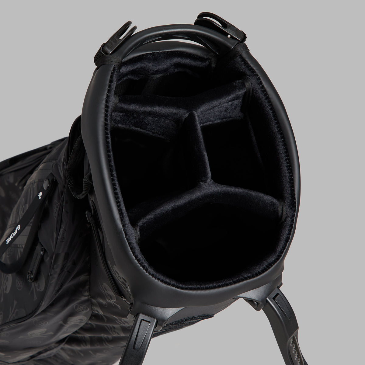 SCRAMBLE SKULL & TEES PARACHUTE CARRY GOLF BAG | G/FORE